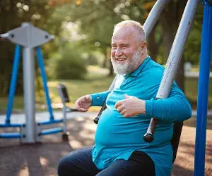 White Male
Outdoor
Working Out